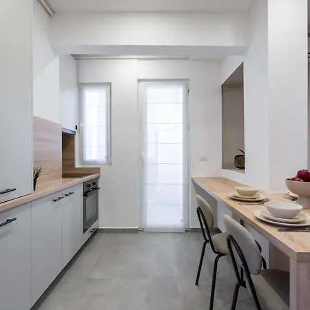 Апартаменти Trendy 2bdr In Cismigiu *