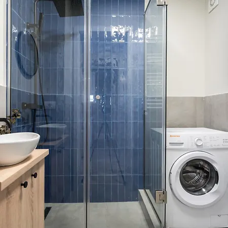 Trendy 2bdr In Cismigiu