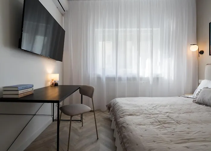 Trendy 2bdr In Cismigiu Lägenhet